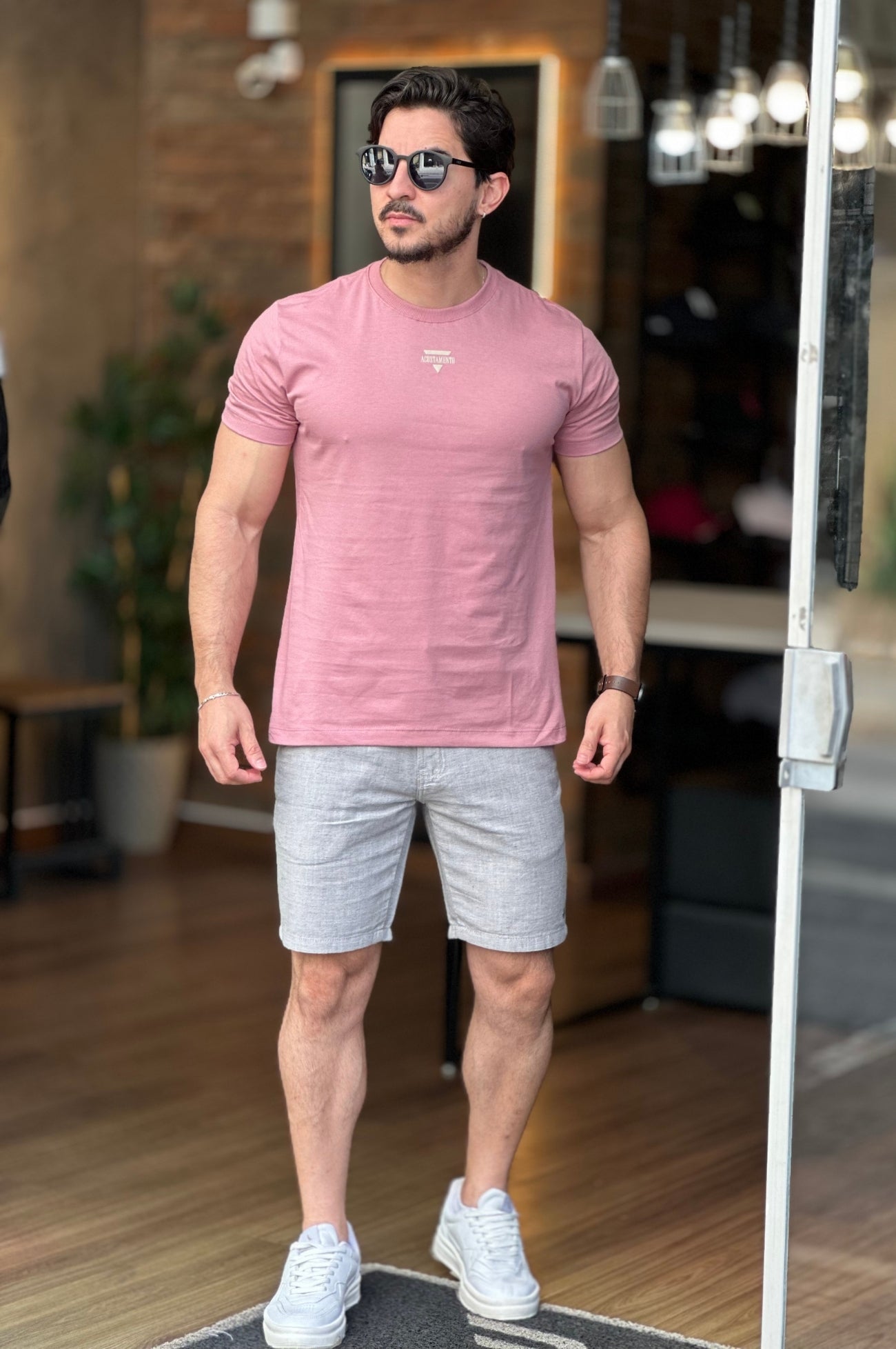 Camiseta lobo nas costas rosa Acostamento