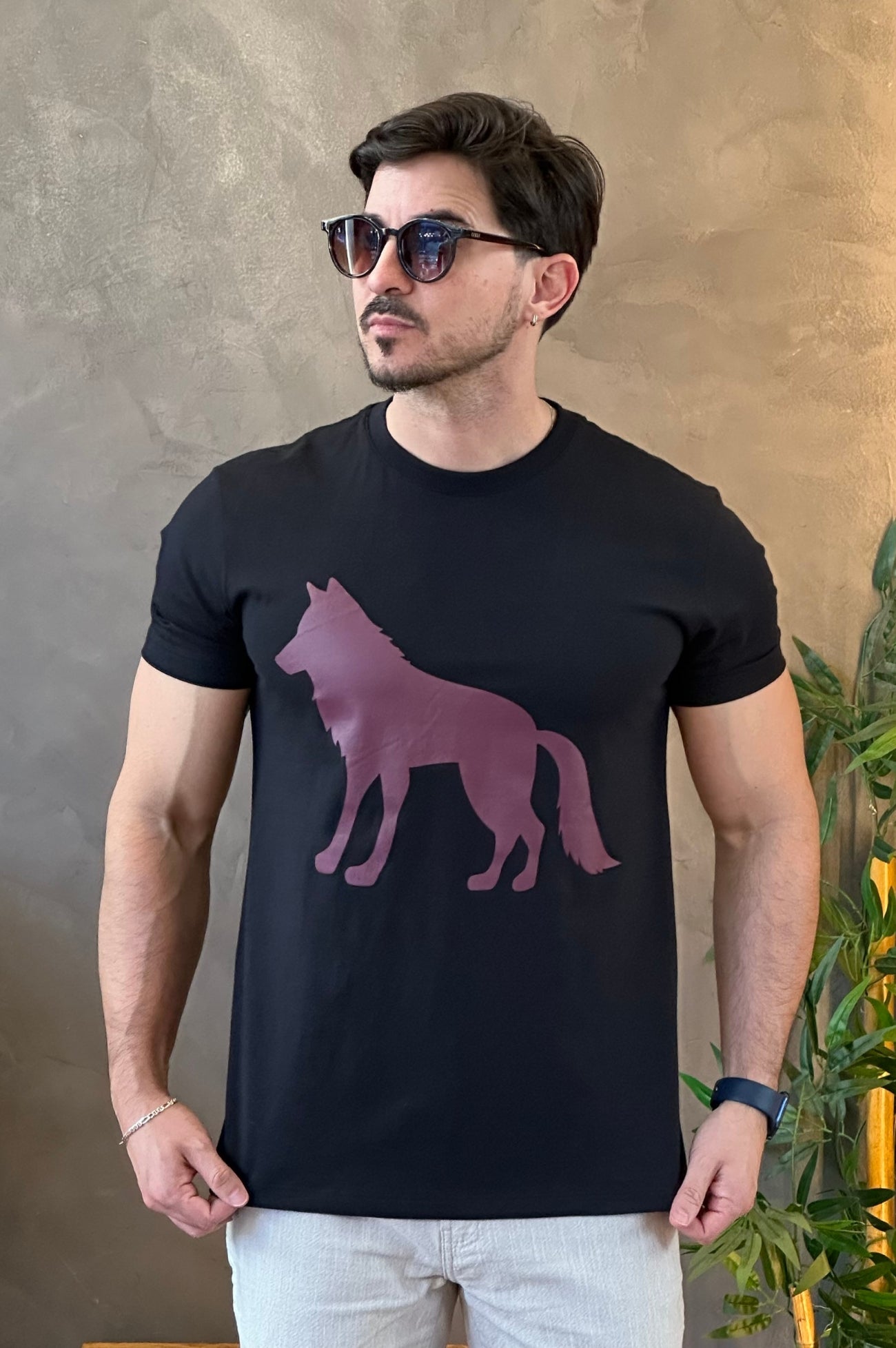 Camiseta Preta Lobo Acostamento