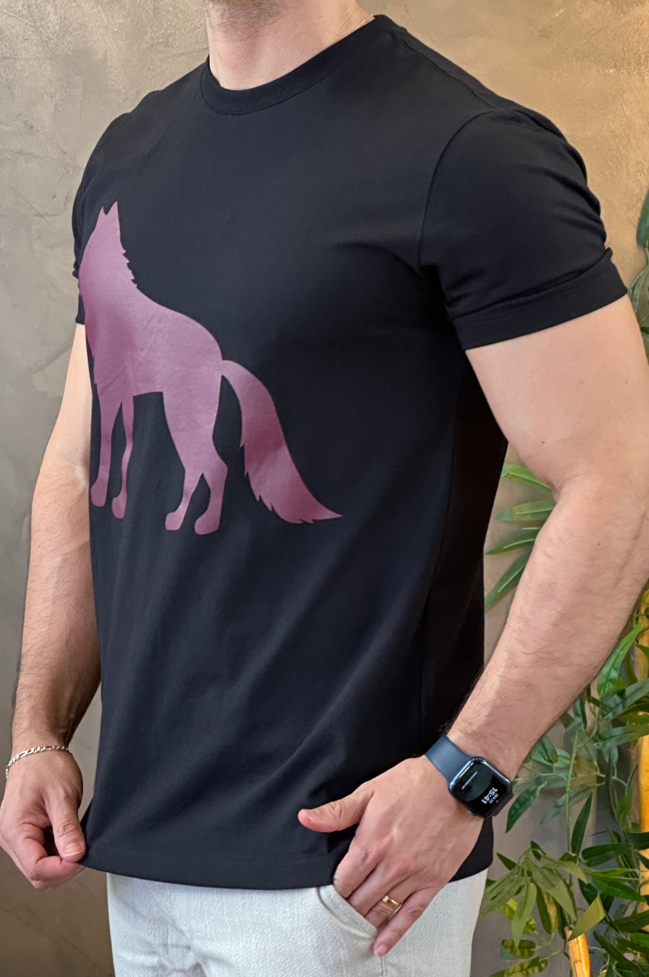 Camiseta Preta Lobo Acostamento