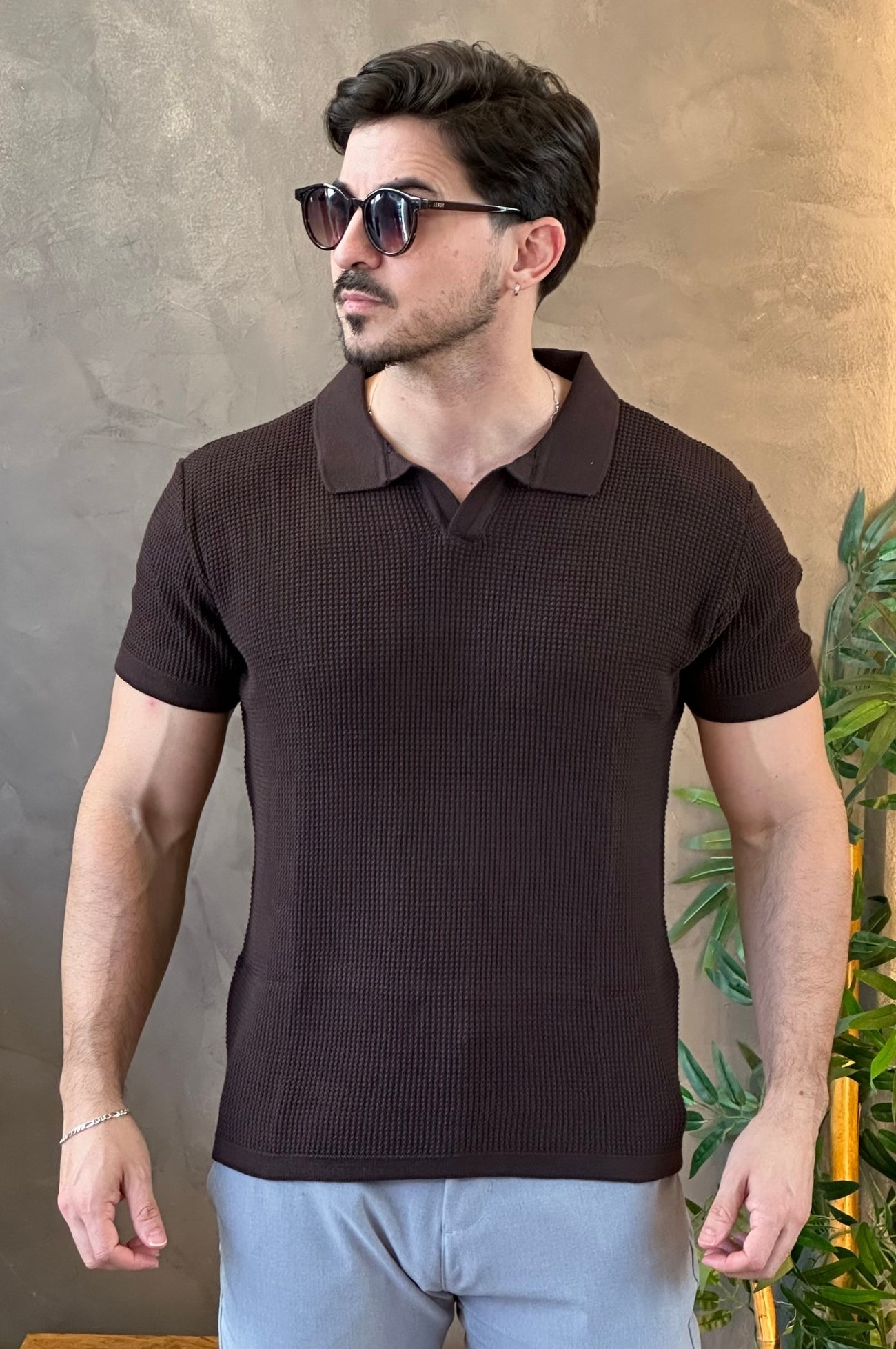 Polo Tricot Texturizada Marrom