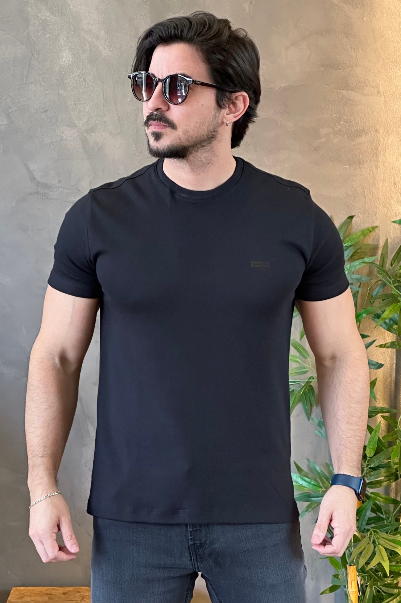 Camiseta Logo no Peito Calvin Klein