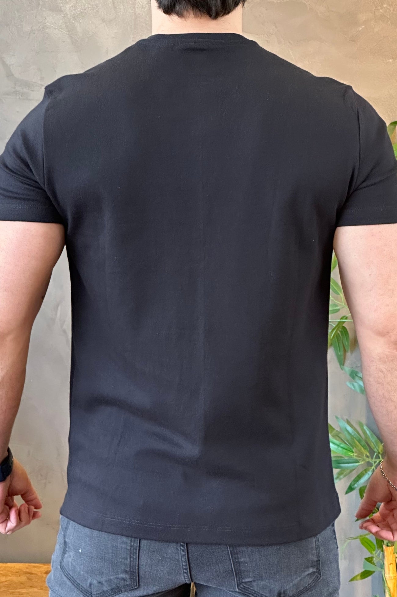 Camiseta Logo no Peito Calvin Klein