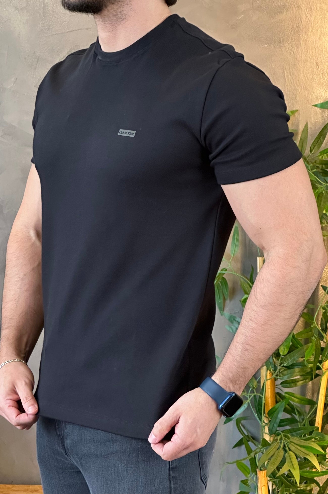 Camiseta Logo no Peito Calvin Klein