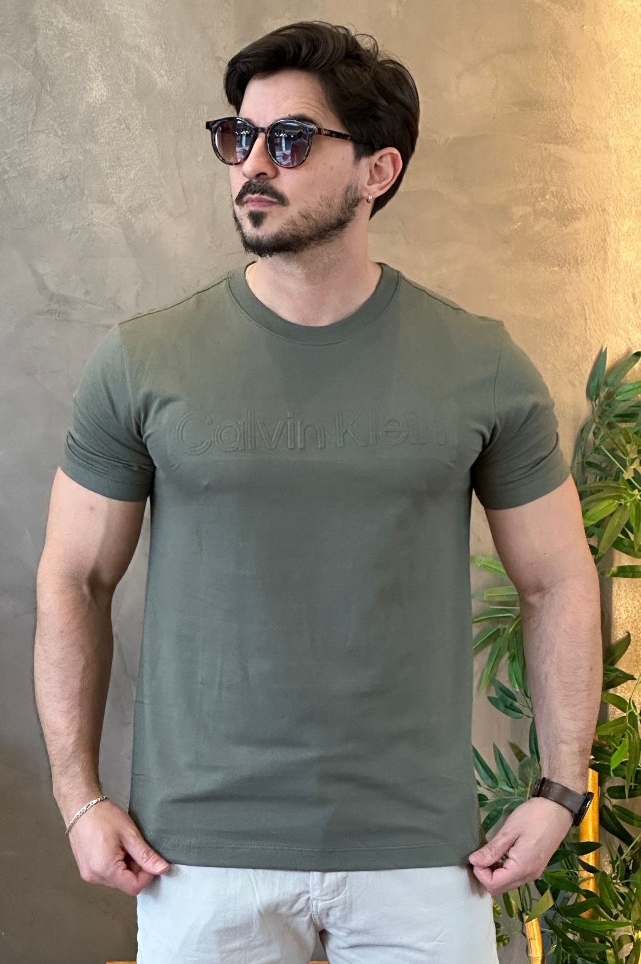 Camiseta Verde Embossing CK