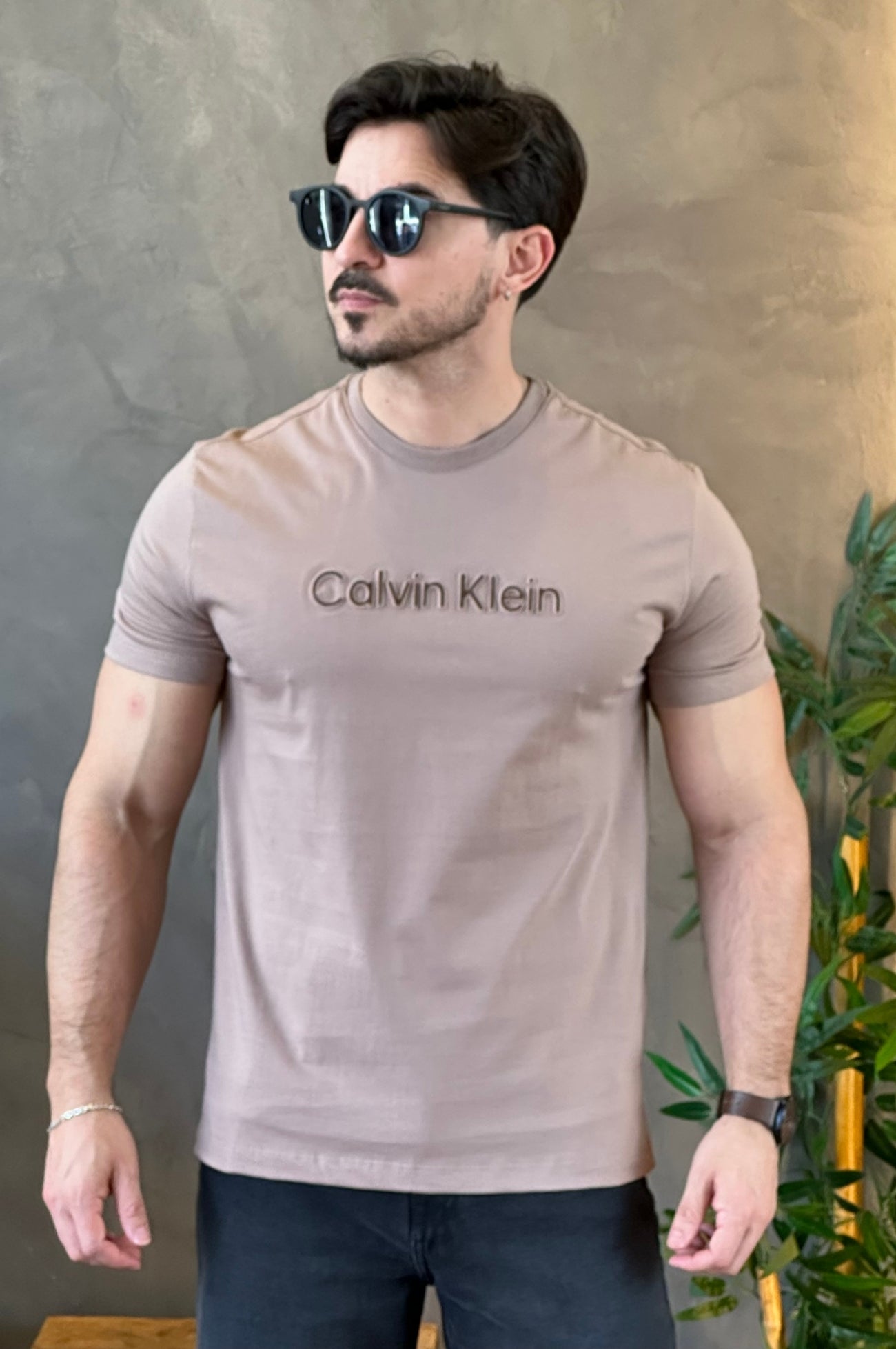 Camiseta Bege Calvin Klein