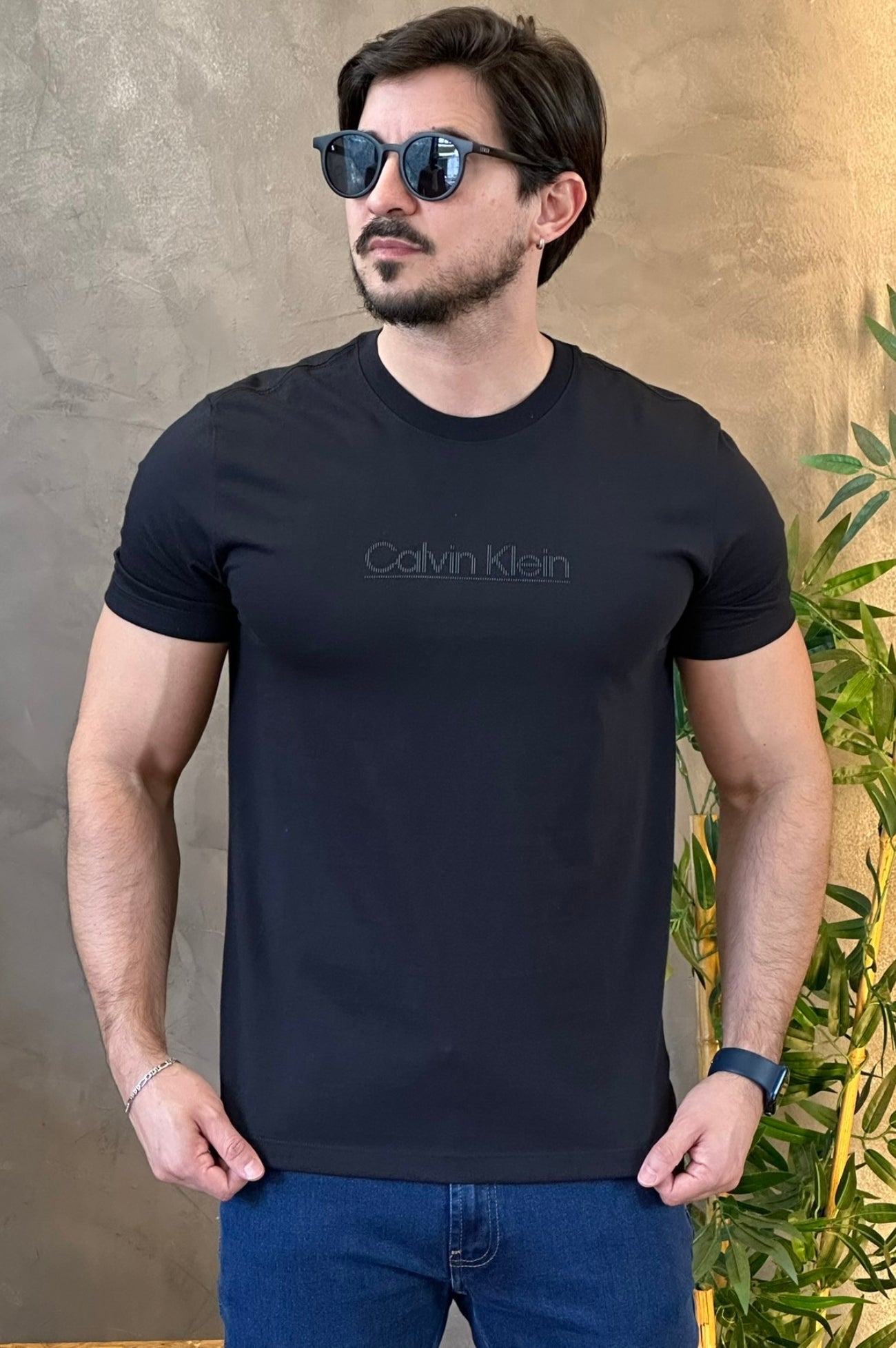 Camiseta Calvin Klein logo central