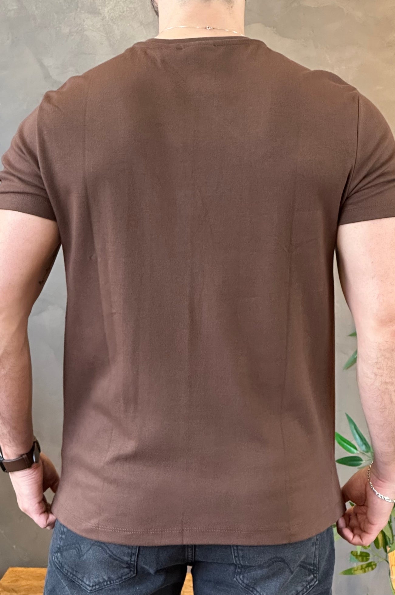 Camiseta Marrom Suedine Calvin Klein