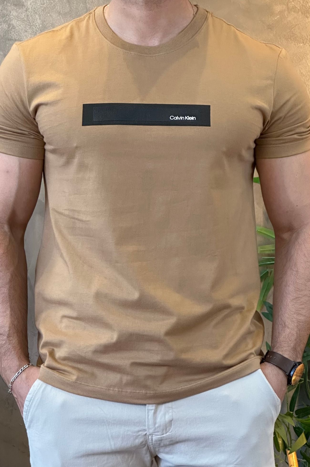 Camiseta Marrom CK