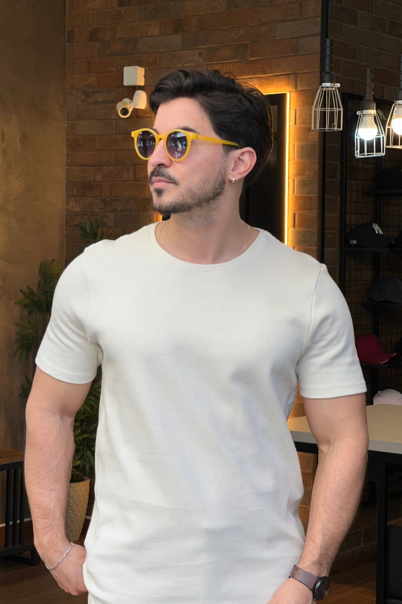 Camiseta Texturizada Bege DLZ