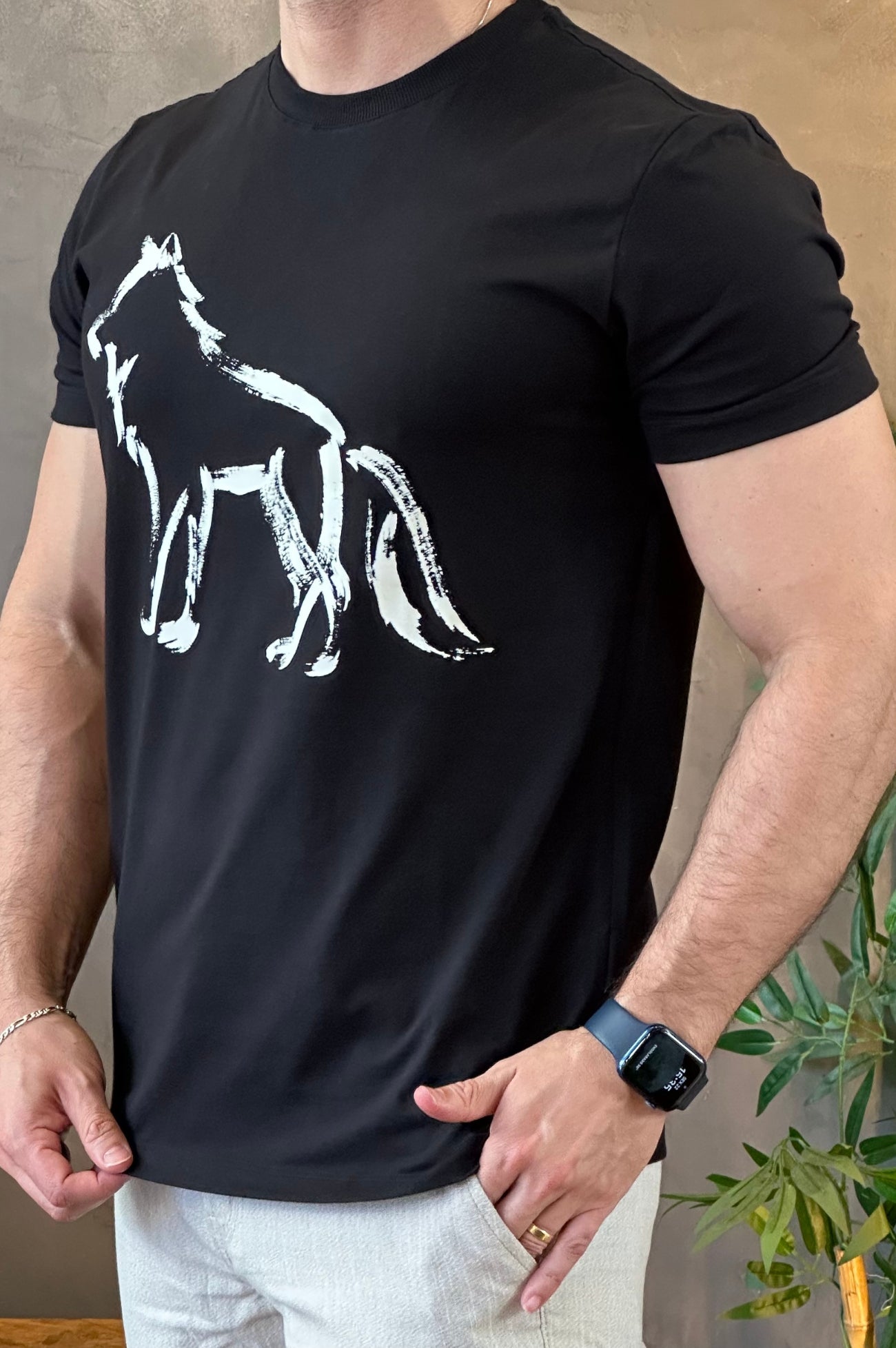 Camiseta Preta Lobo Acostamento