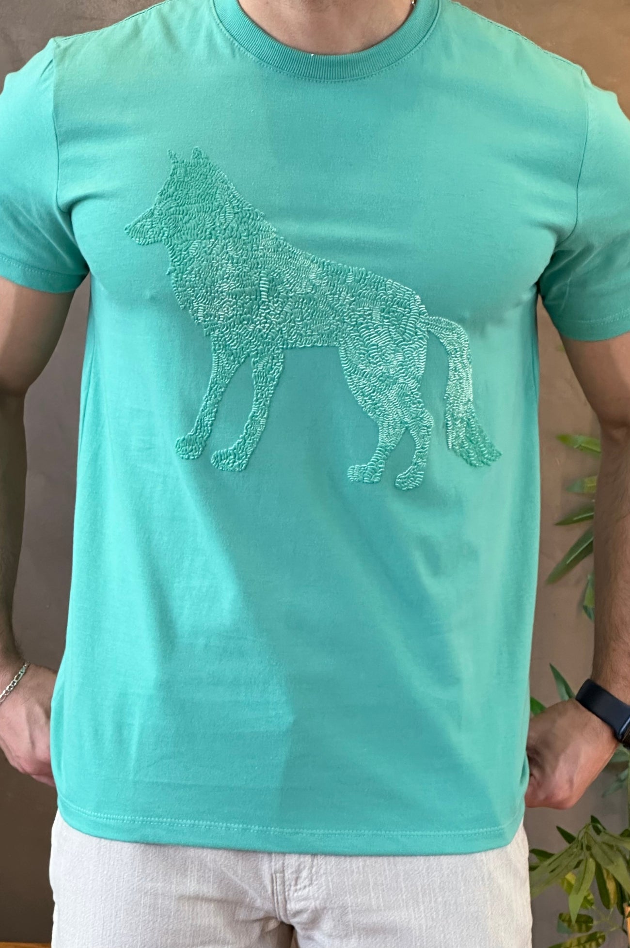 Camiseta Verde Lobo Acostamento