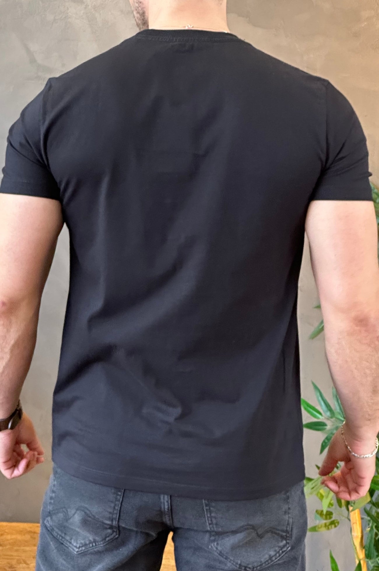 Camiseta Preta Acostamento
