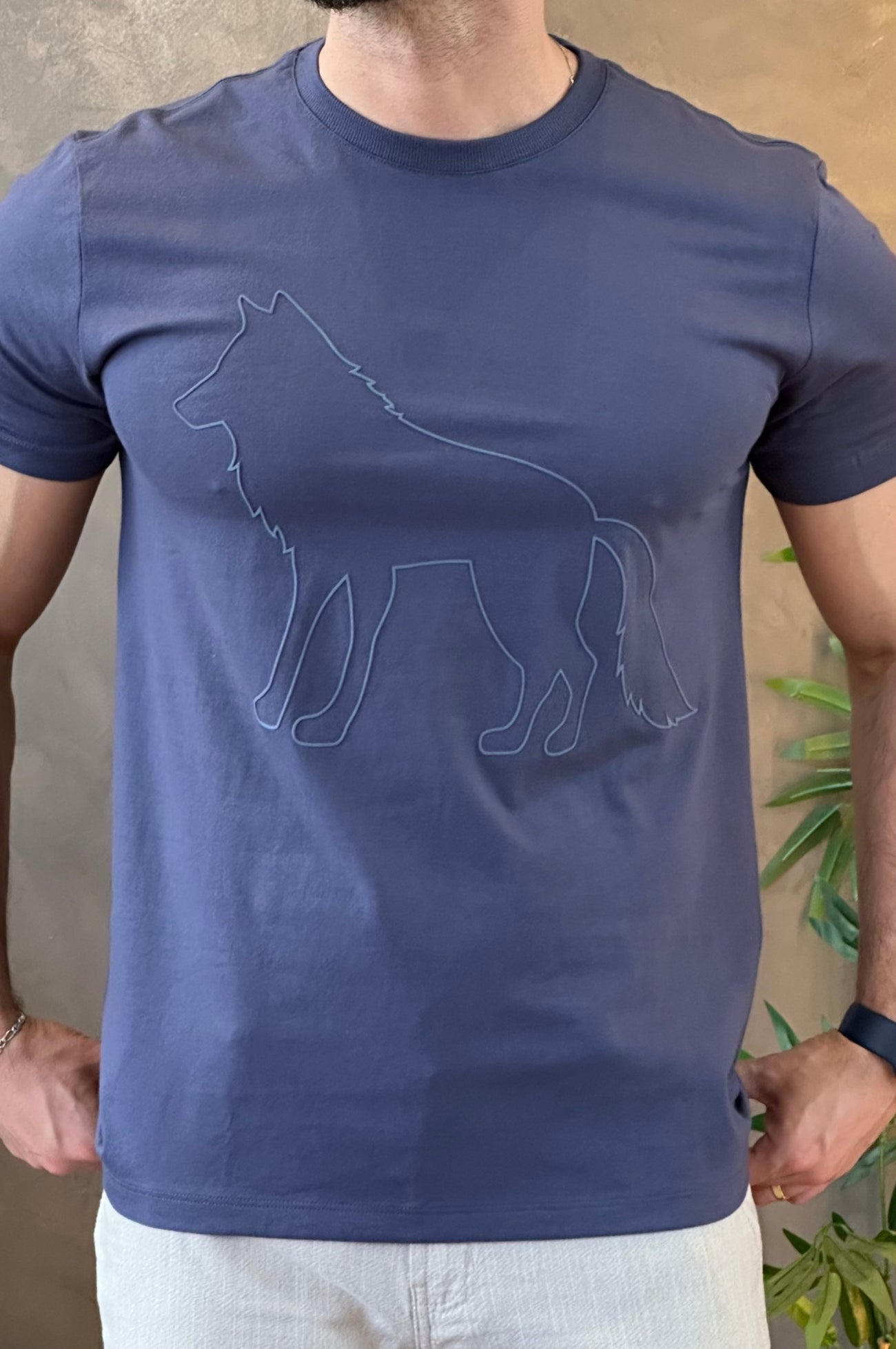 Camiseta Roxa Lobo Acostamento