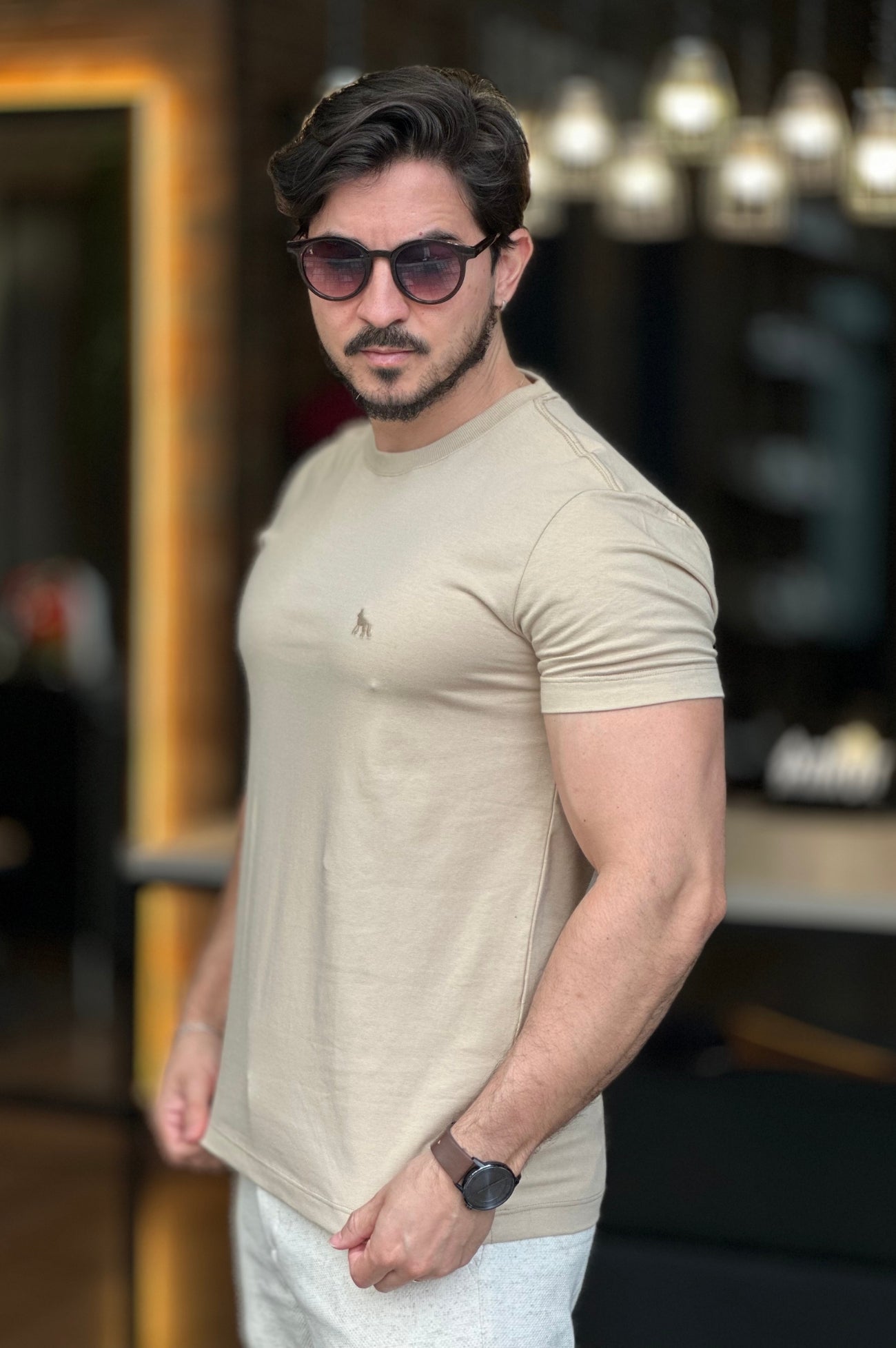 Camiseta Básica com Elastano Acostamento