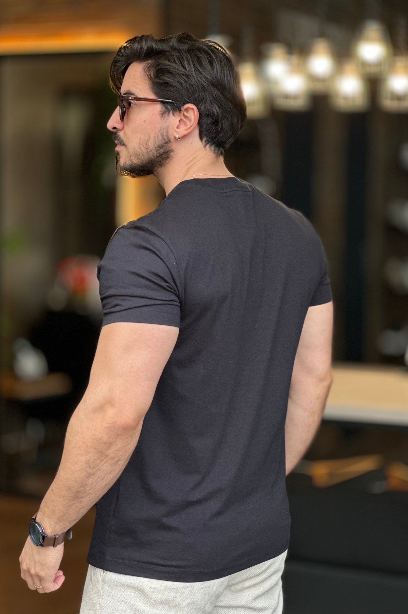 Camiseta Embossing Preta Calvin Klein