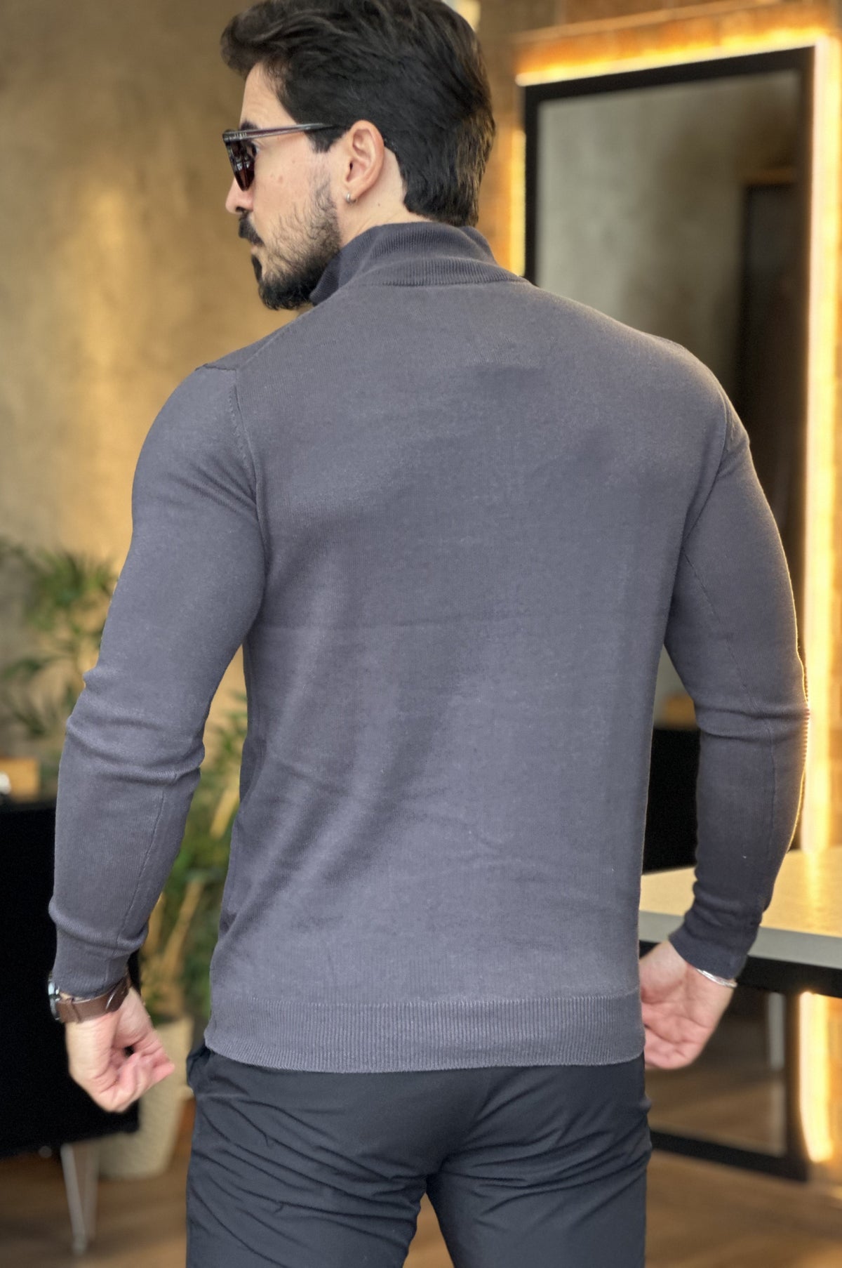 Suéter Tricot Premium – Meio Zíper e Gola Alta
