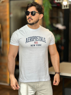 Camiseta branca aeropostale