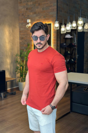 Camiseta Básica Bordada King&Joe