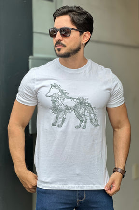 Camiseta Branca Lobo Bordado Acostamento