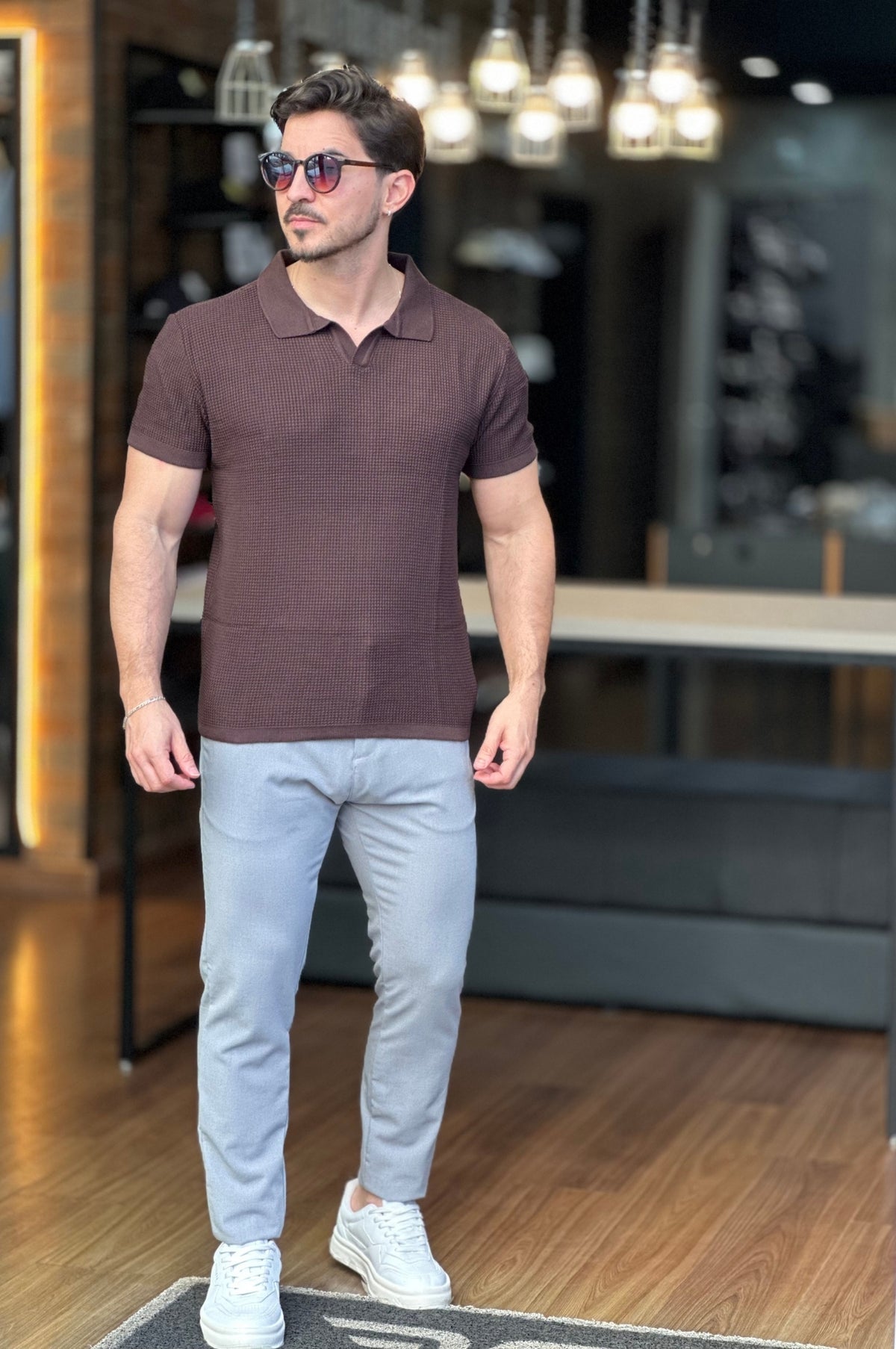Polo Tricot Texturizada Marrom
