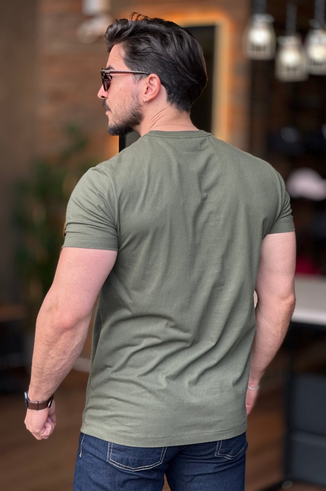 Camiseta Verde Lobo Acostamento