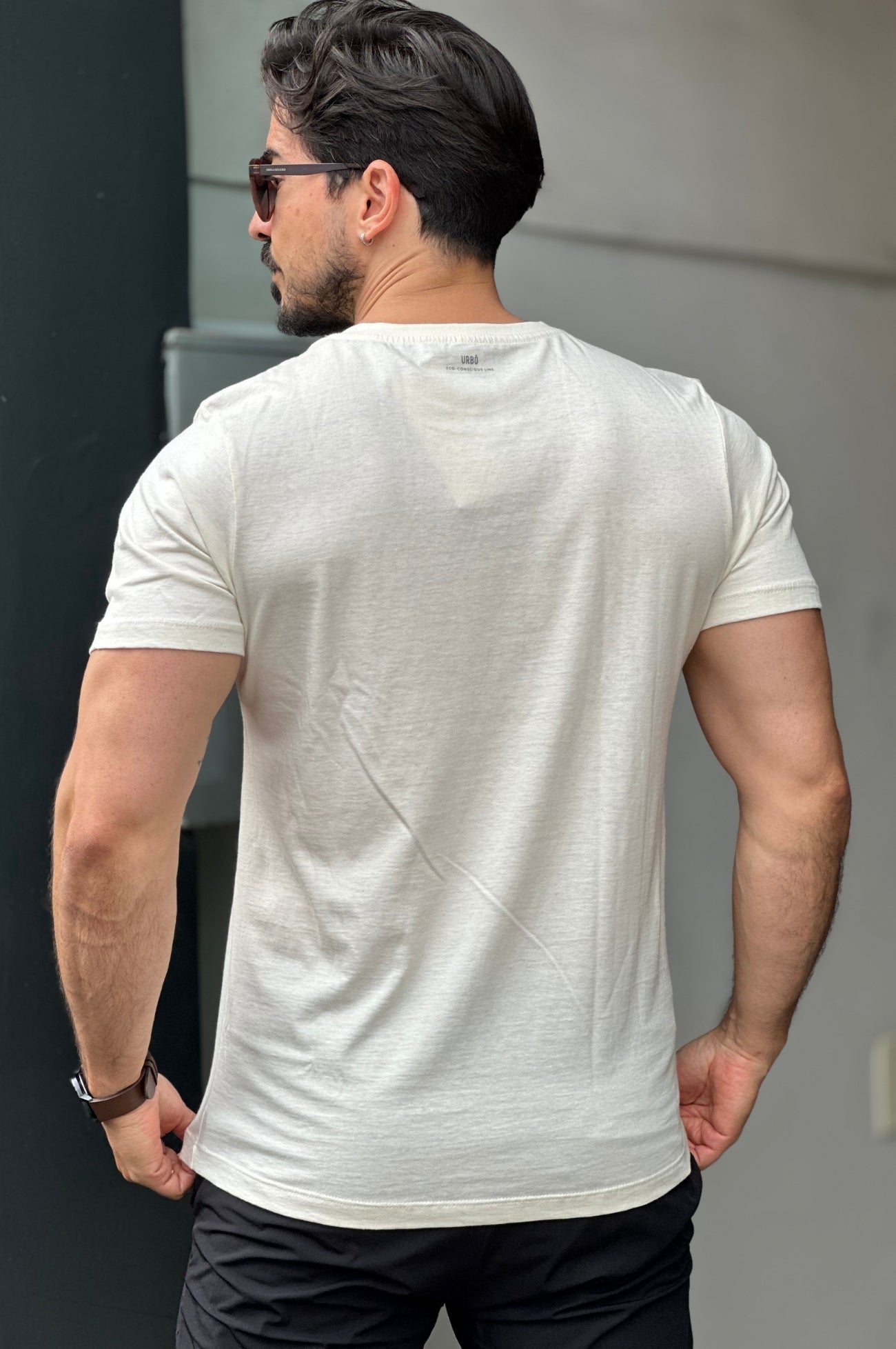 Camiseta Linho Bege Urbô