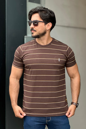 Camiseta Listrada Marrom Serafine