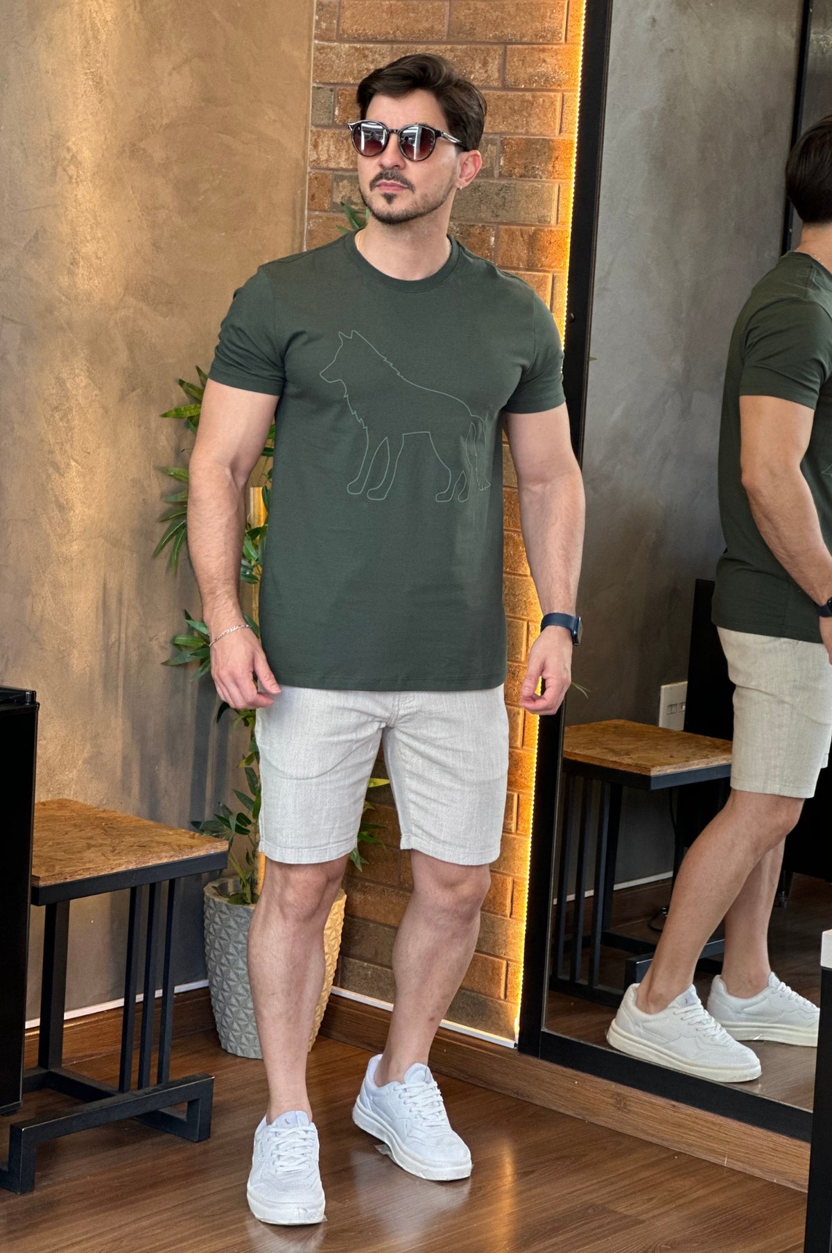 Camiseta Verde Lobo Acostamento