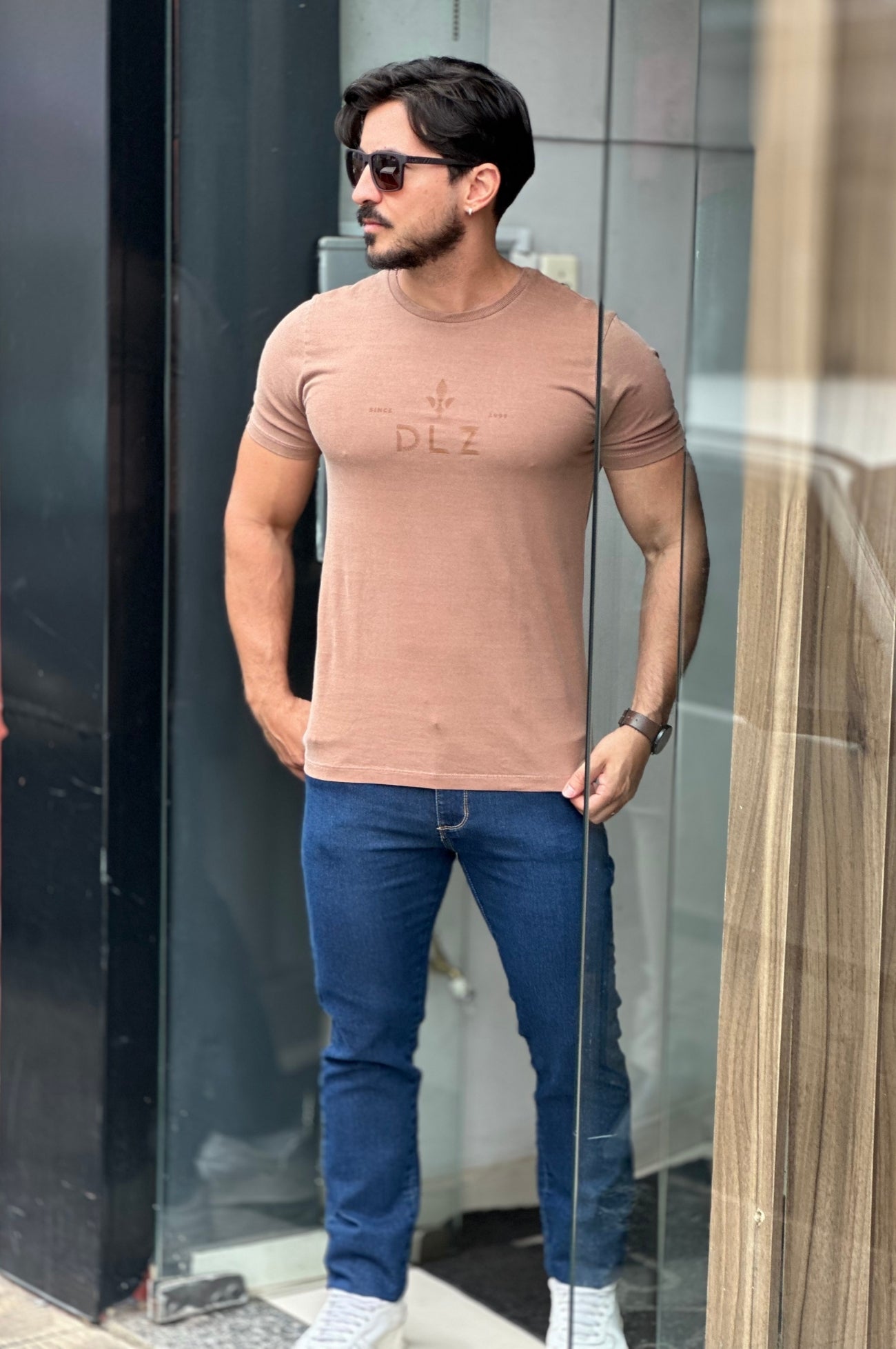 Camiseta Marrom Claro Estonado DLZ