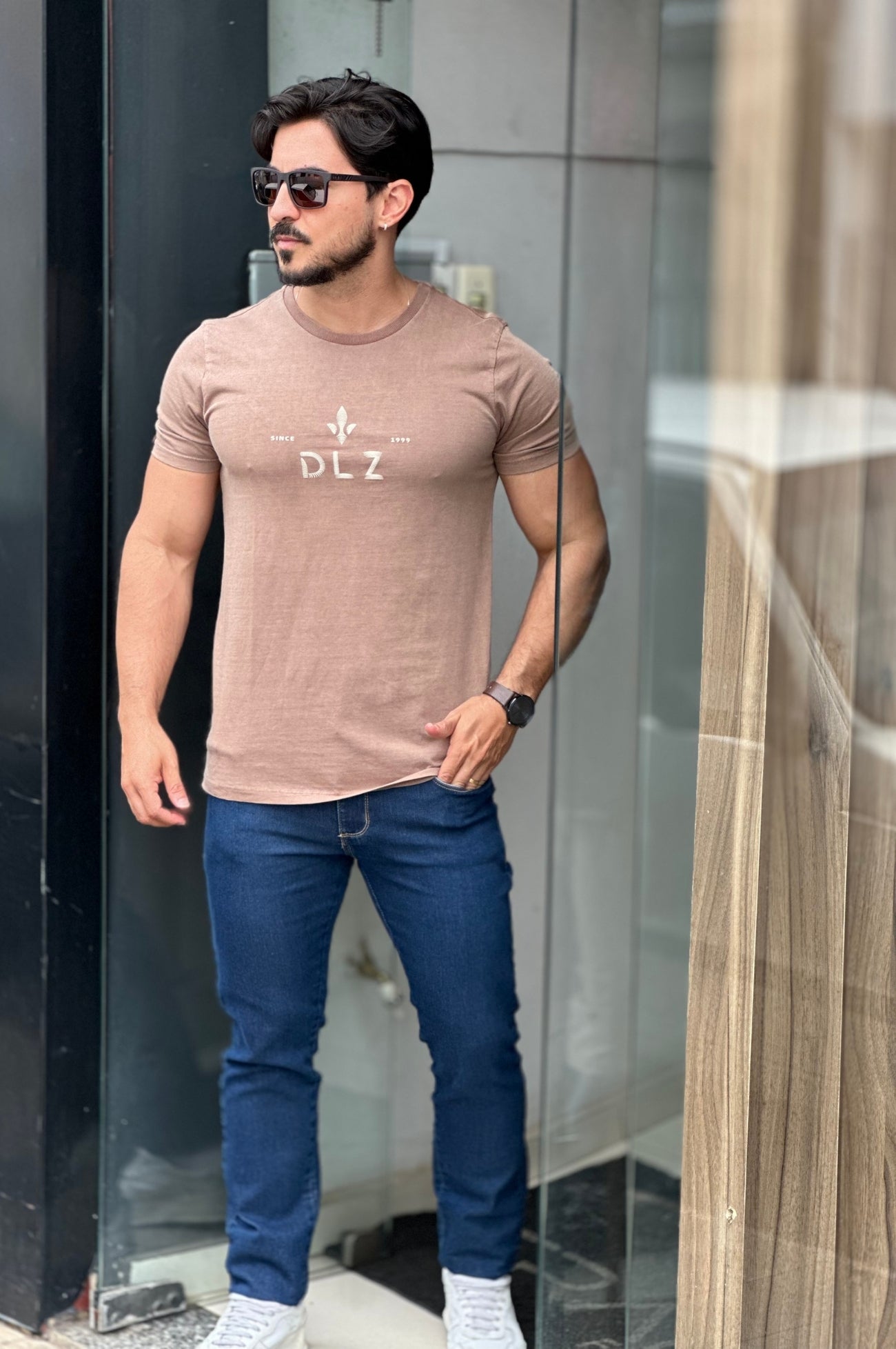 Camiseta Marrom Estonado DLZ