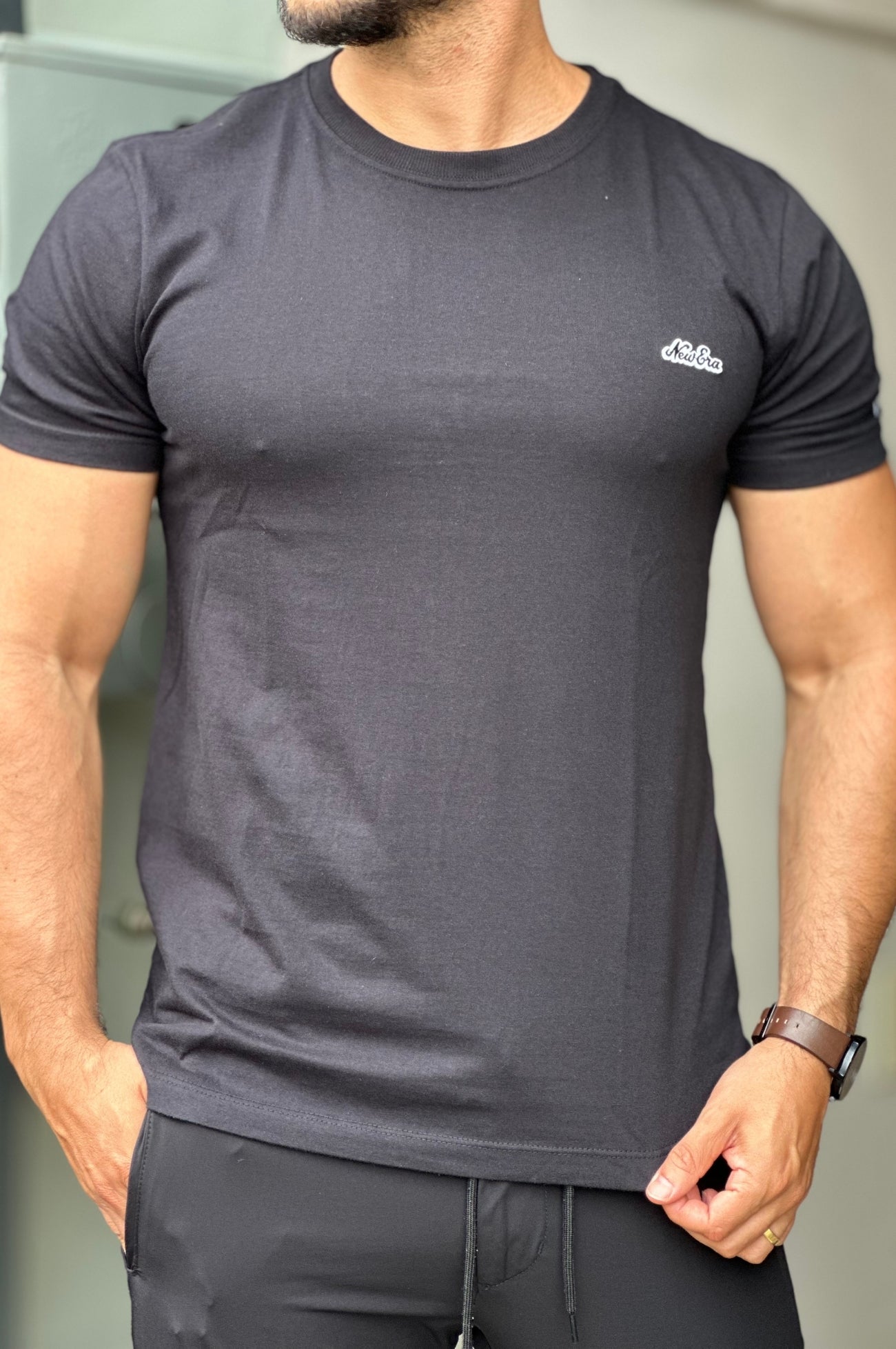 Camiseta Minimalista Preta New Era
