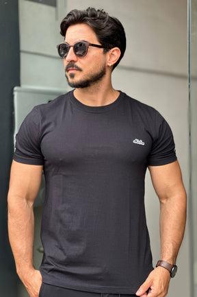 Camiseta Minimalista Preta New Era