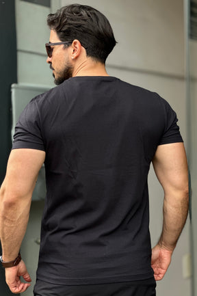 Camiseta Minimalista Preta New Era