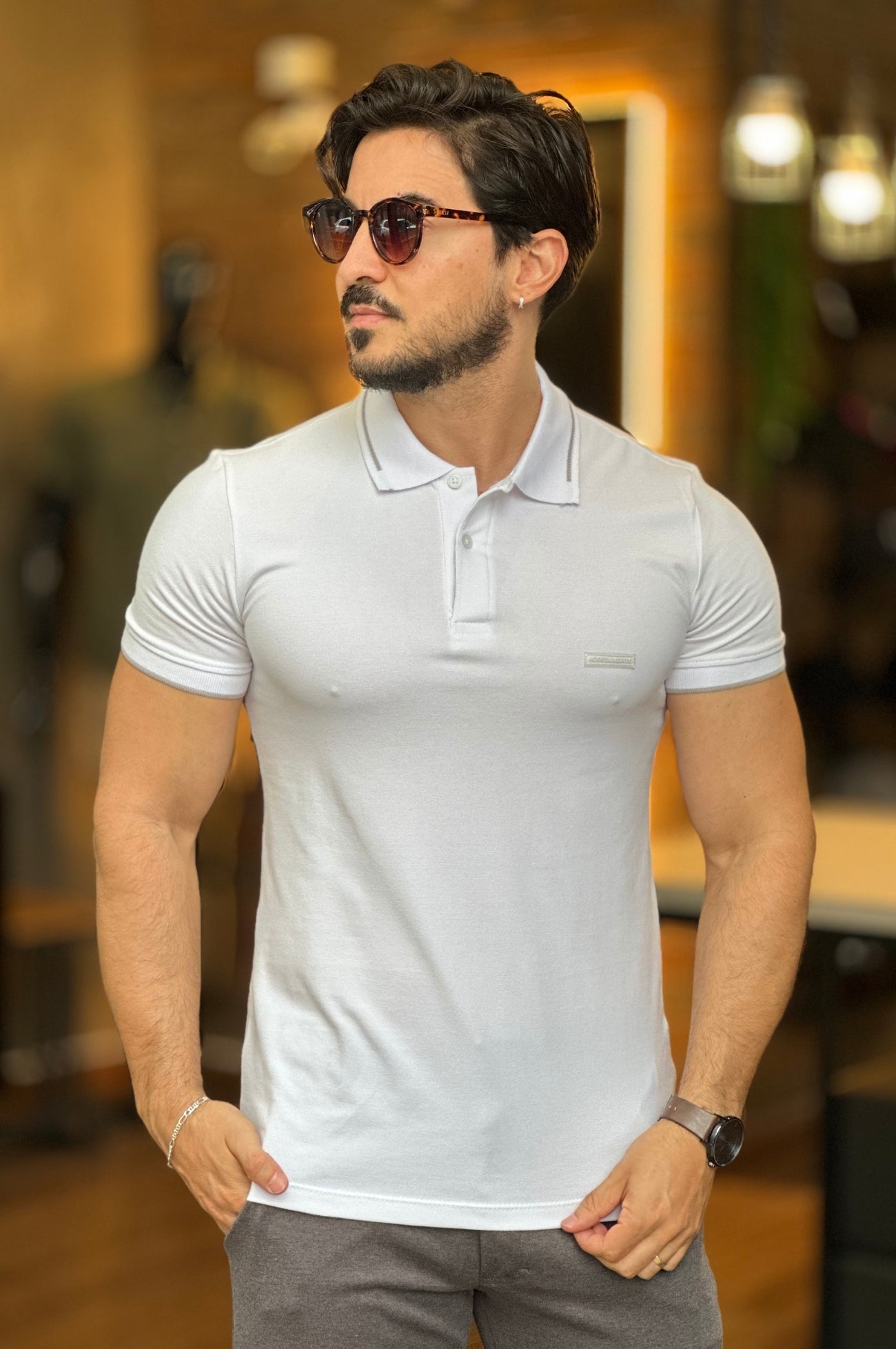 Polo Branca Acostamento