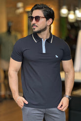 Polo Zíper Preta Acostamento