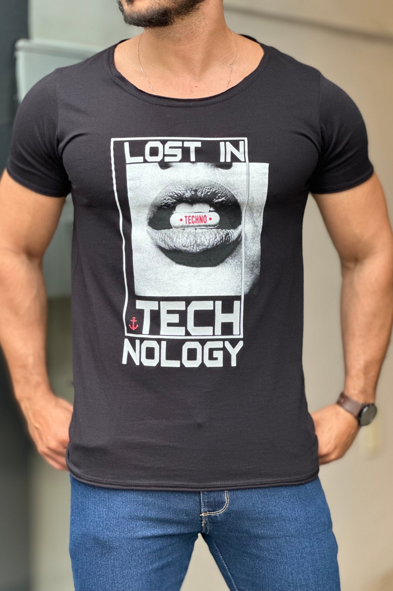Camiseta Preta Âncora