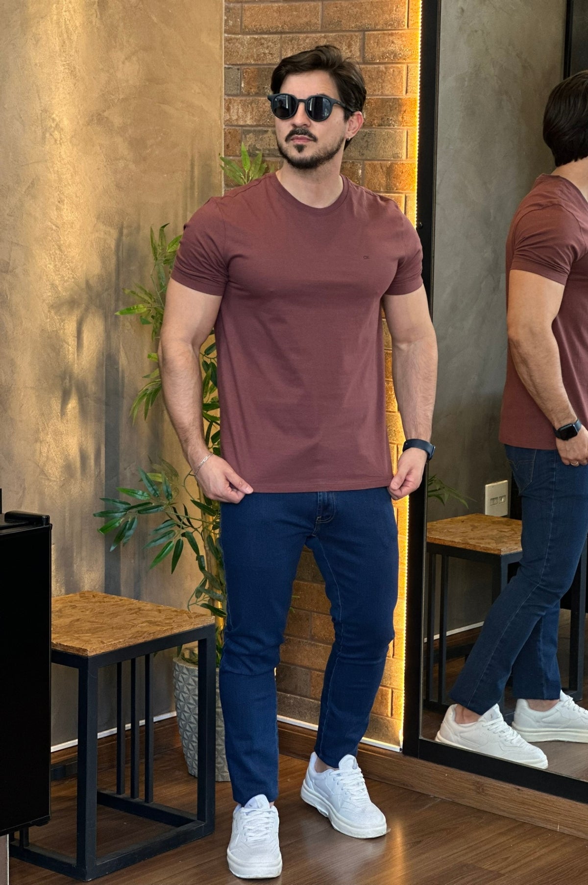 Camiseta básica Calvin Klein vinho