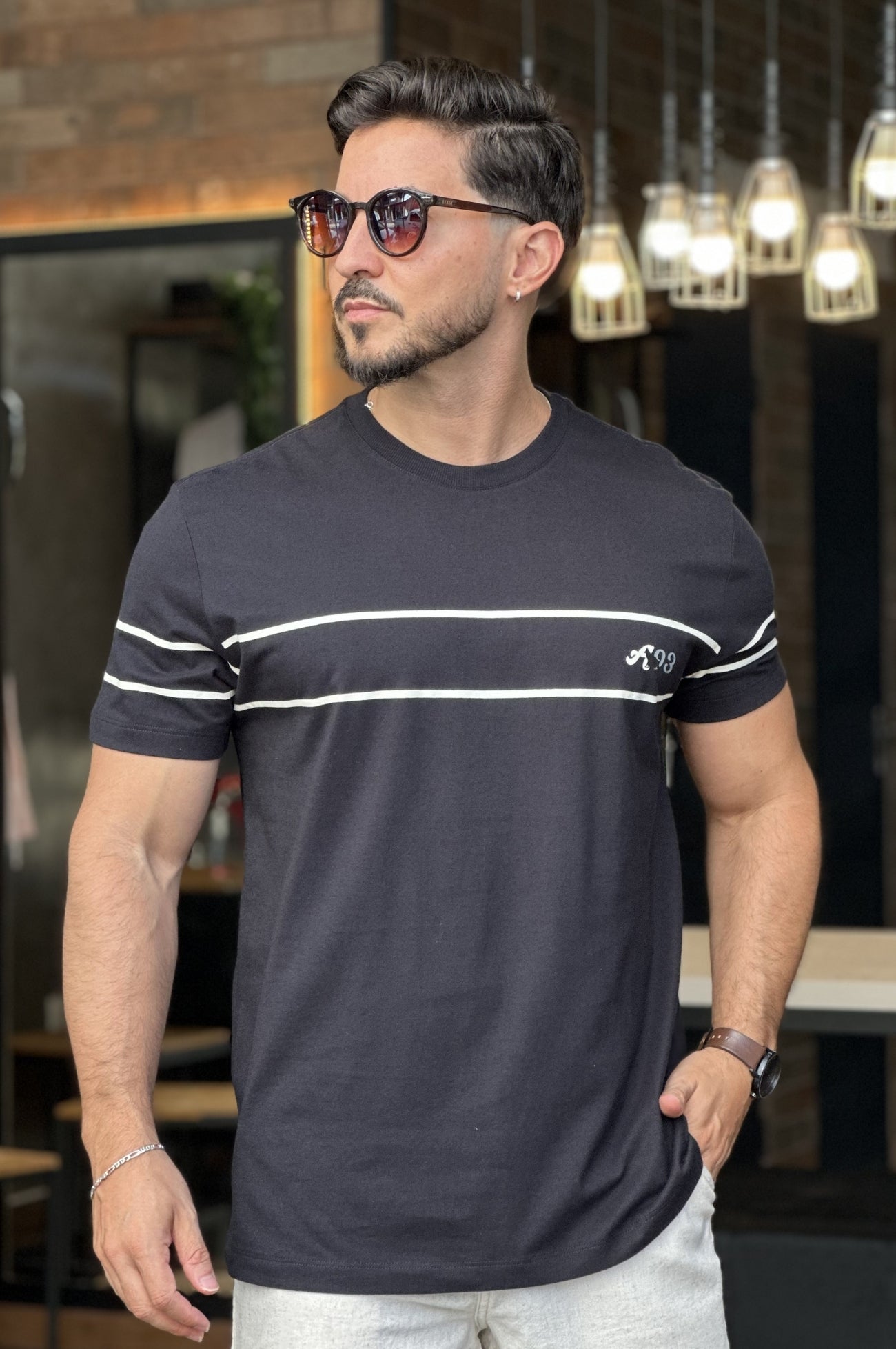 Camiseta Listrada Preta Acostamento