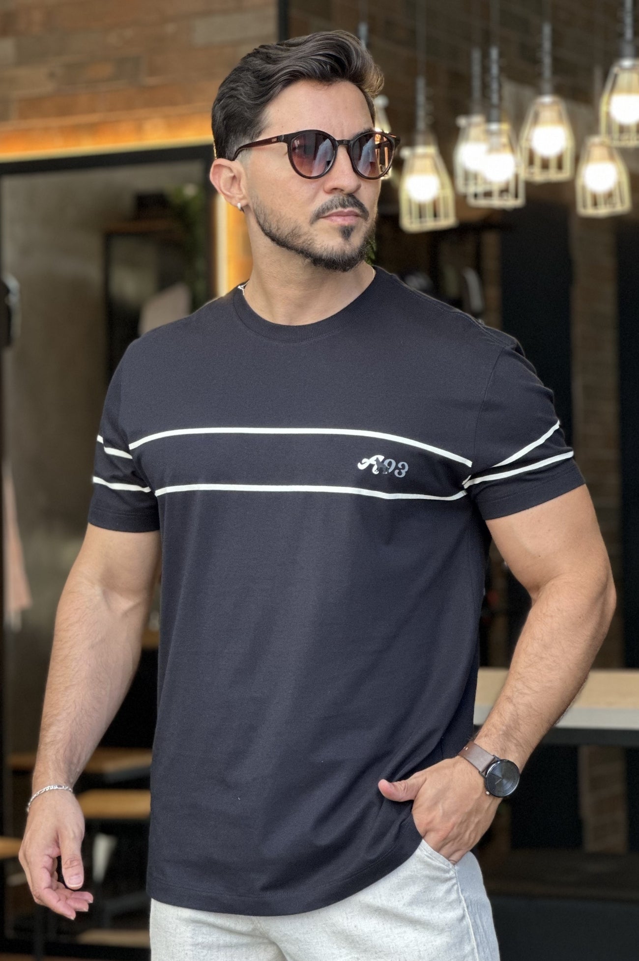 Camiseta Listrada Preta Acostamento