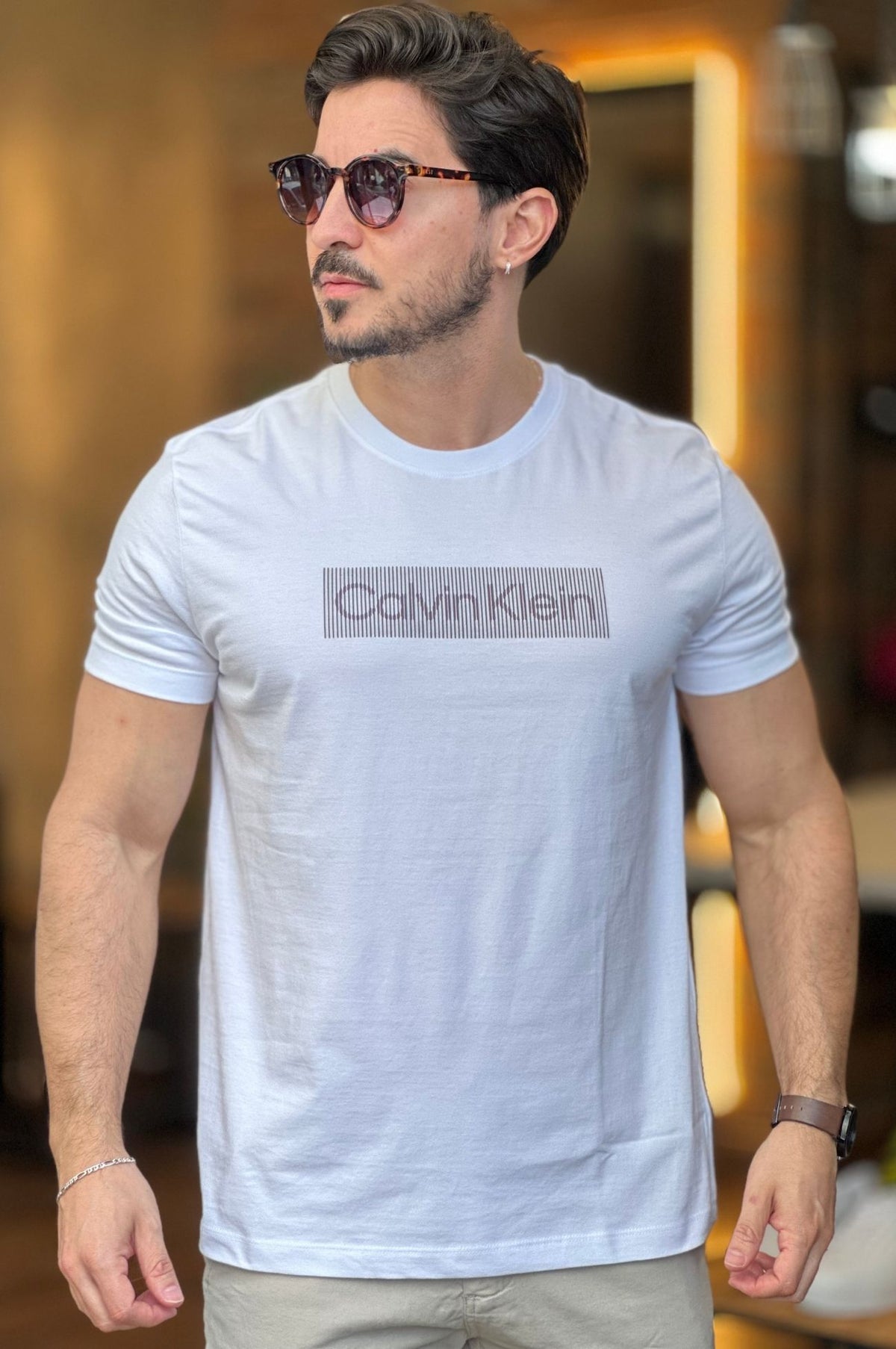 Camiseta Branca Logo Central CK