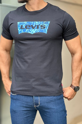 Camiseta Preta Escrito Azul Levis Holográfica
