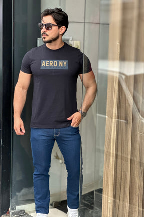 Camiseta Preta Logo Dourada Aeropostale