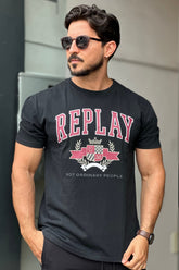Camiseta Preta Malhão Replay