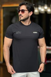 Camiseta Preta Detalhe nas Costas Acostamento