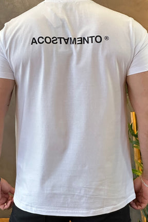 Camiseta Branca com Escrito Preto