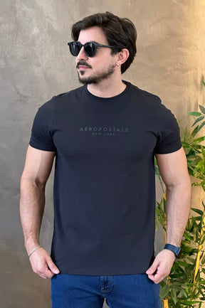 Camiseta Aeropostale escrito preto