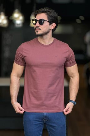 Camiseta básica Calvin Klein vinho