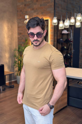 Camiseta Básica Bordada King&Joe