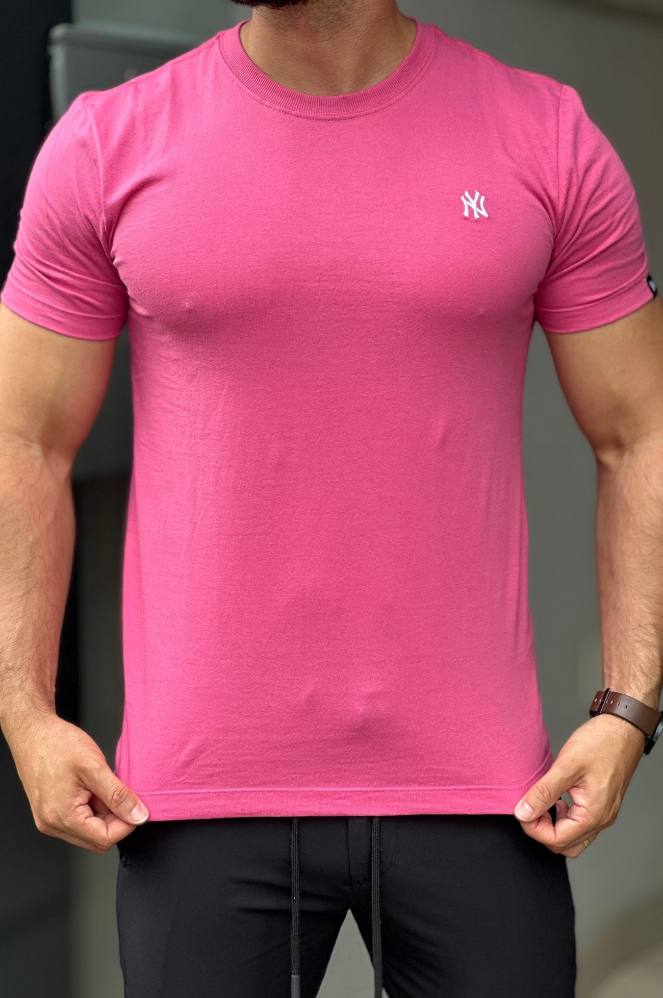 Camiseta Rosa New Era