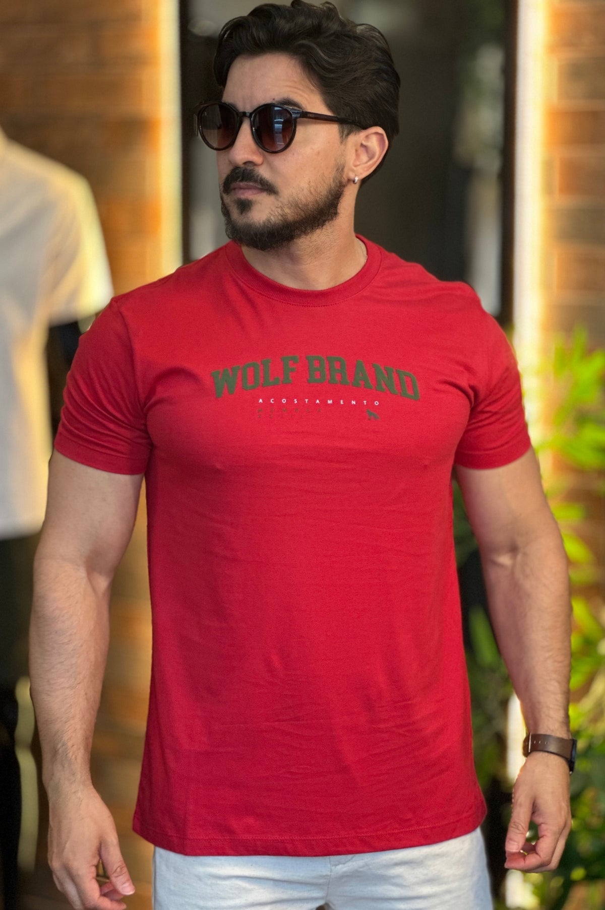 Camisa Vermelha Logo Verde Acostamento